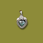 Corazón de Labradorita con Flor de Plata