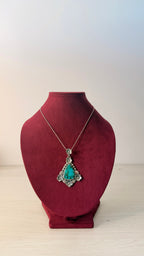 Trinidad Floral de Turquesa con Malaquita