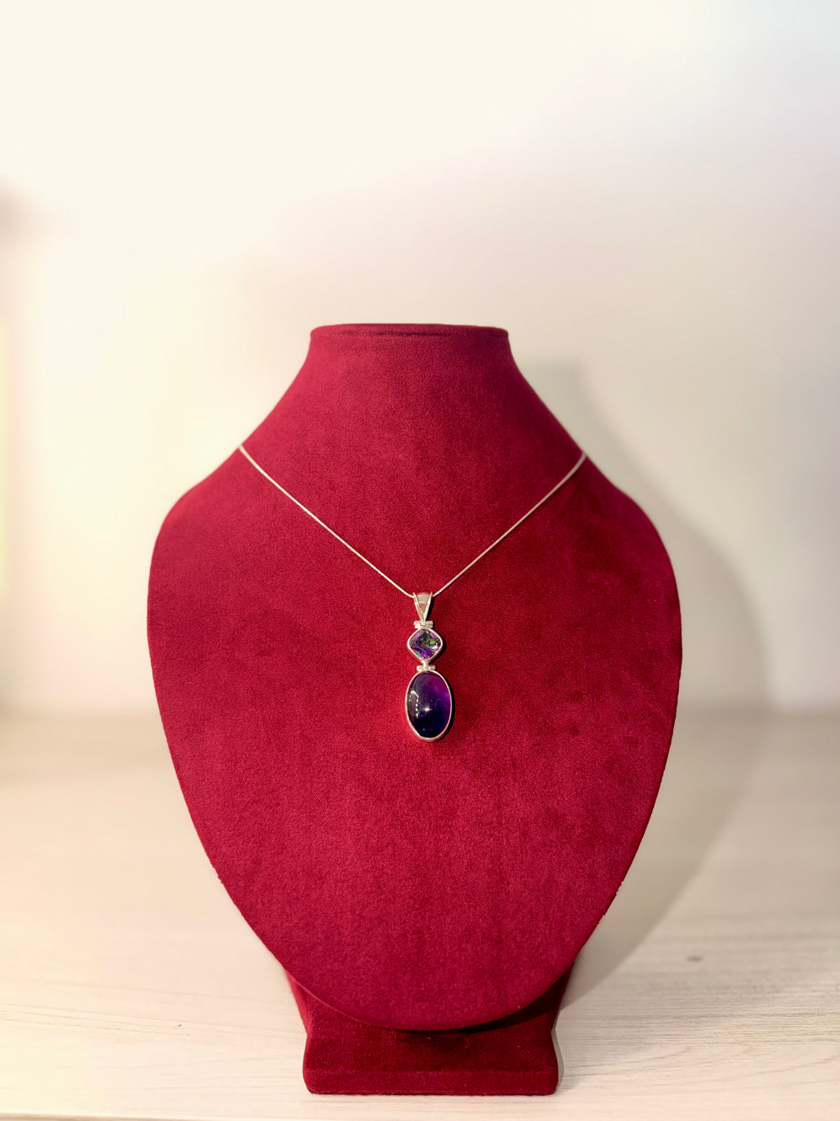 Amatista con Adularia en Plata