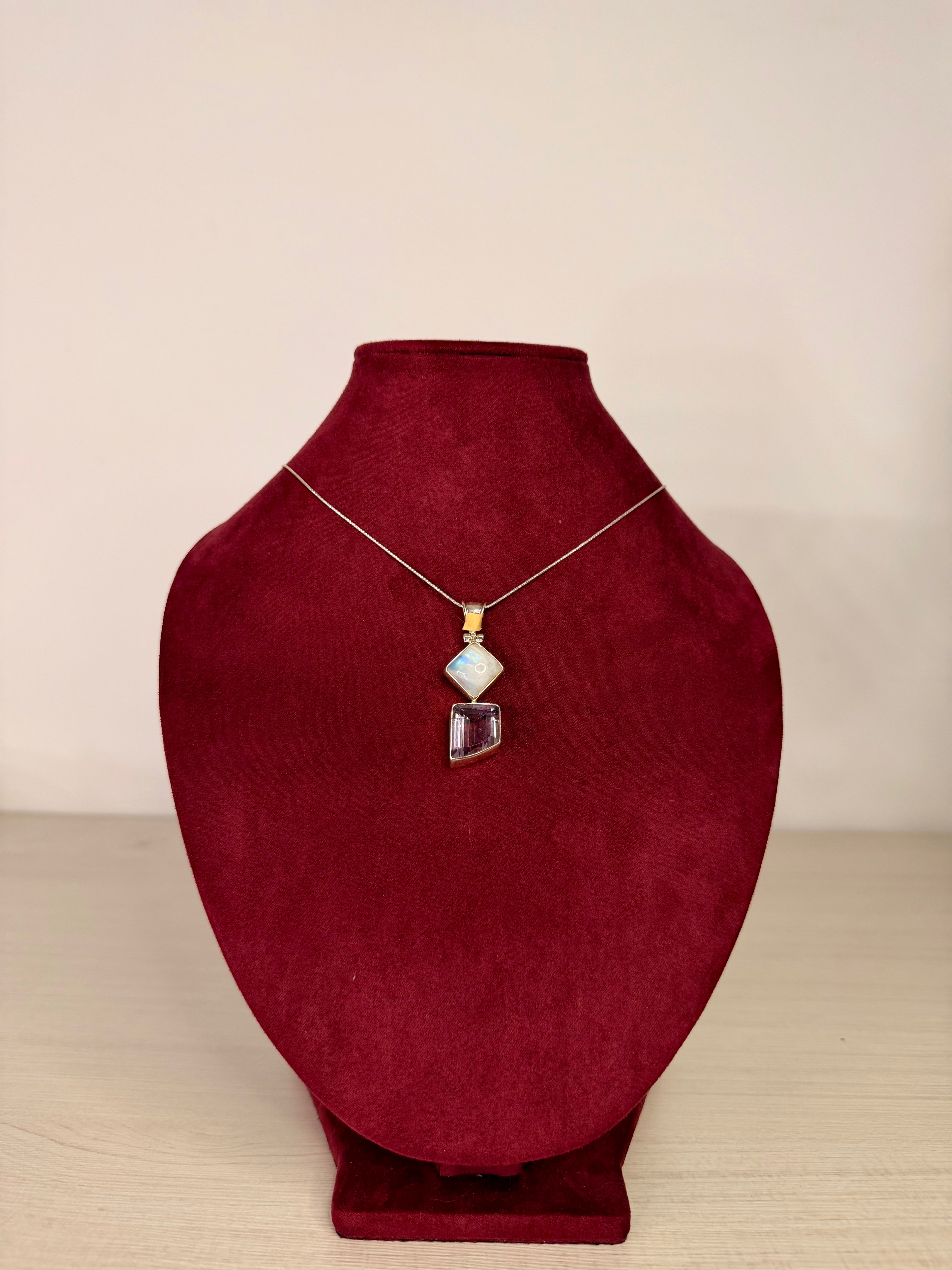 Diosa Piedra Luna y Amatista