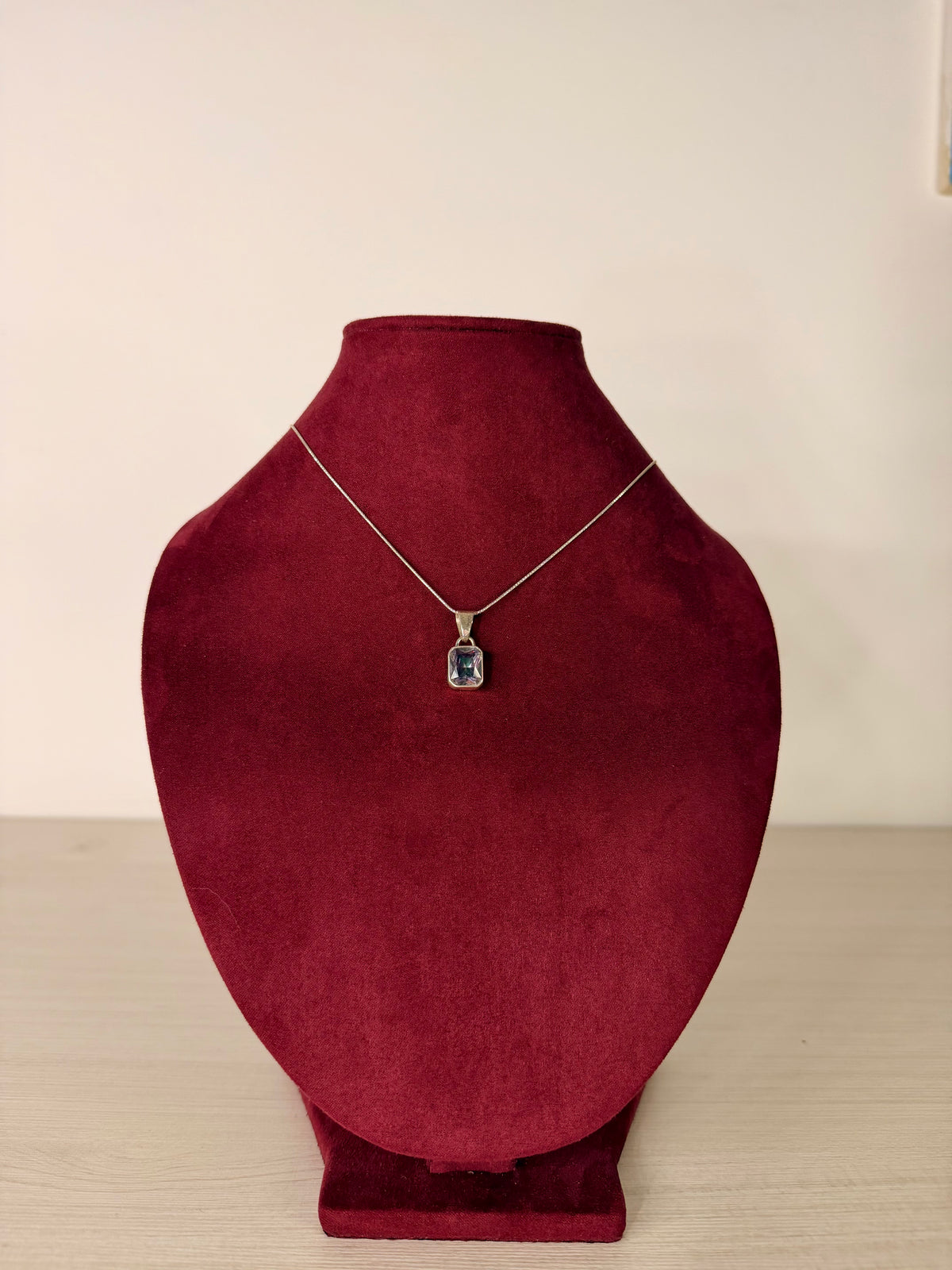 Topacio Místico XS montado en Plata